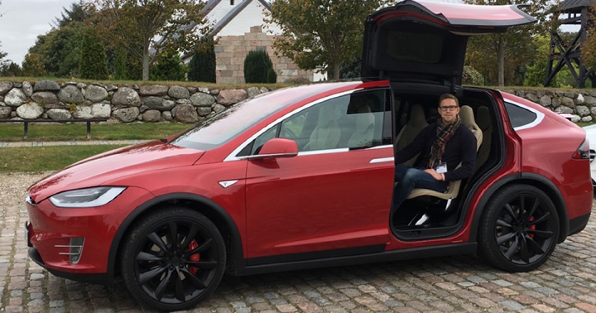 Tesla online x pris