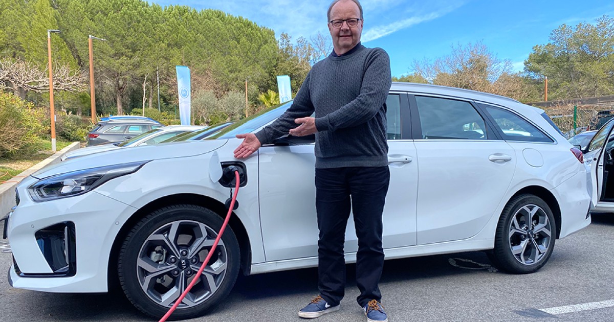 Kia ceed sw top plug in hybrid