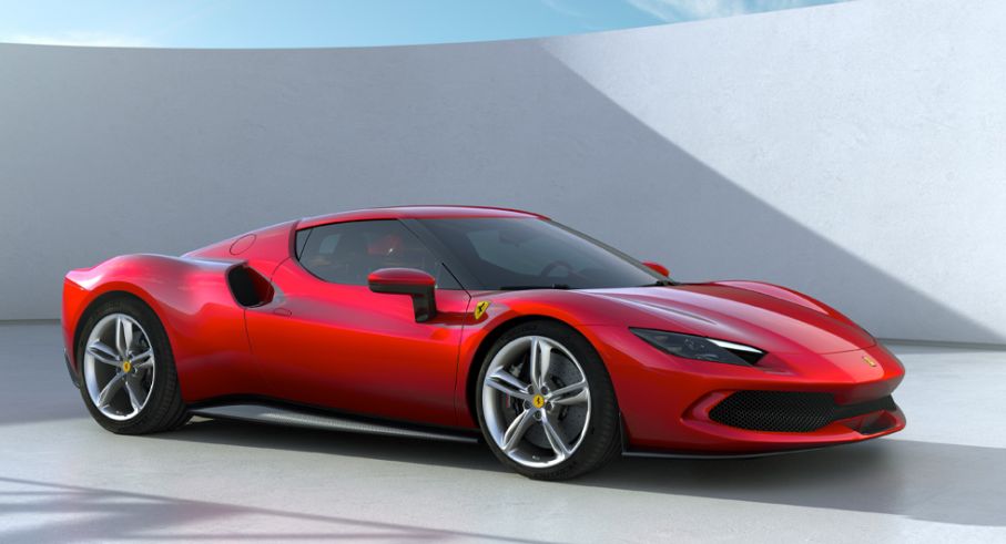 Laddhybriden Ferrari 296 GTB kan köra 2,5 mil utan att starta bensinmotorn. Foto: Ferrari