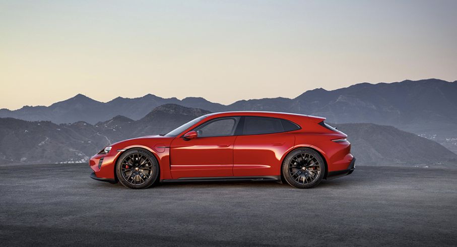 porsche_taycan_gts_03.jpg