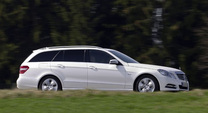 merc_e-klass_hybrid_2012_p1.jpeg