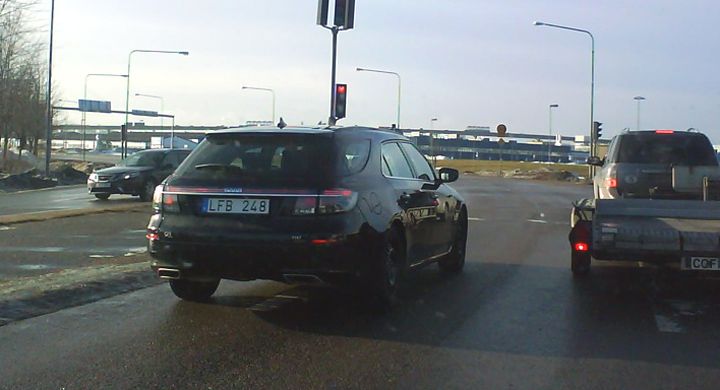Saab 9 5 sc trafik 01