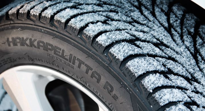 Nokian r2
