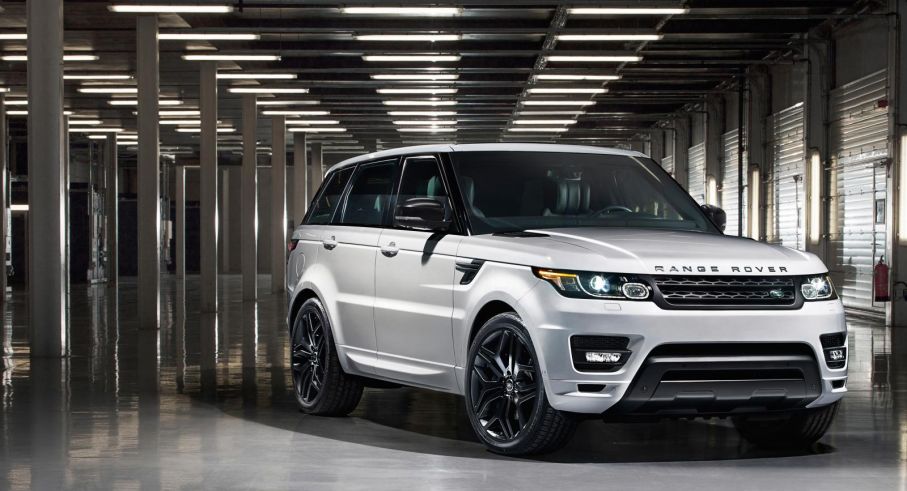 Range Rover Sport med stöddigt Stealth-paket.