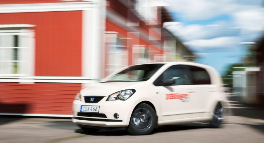 Seat Mii. Testlaget tog en sväng förbi ett sensomrigt Östhammar.