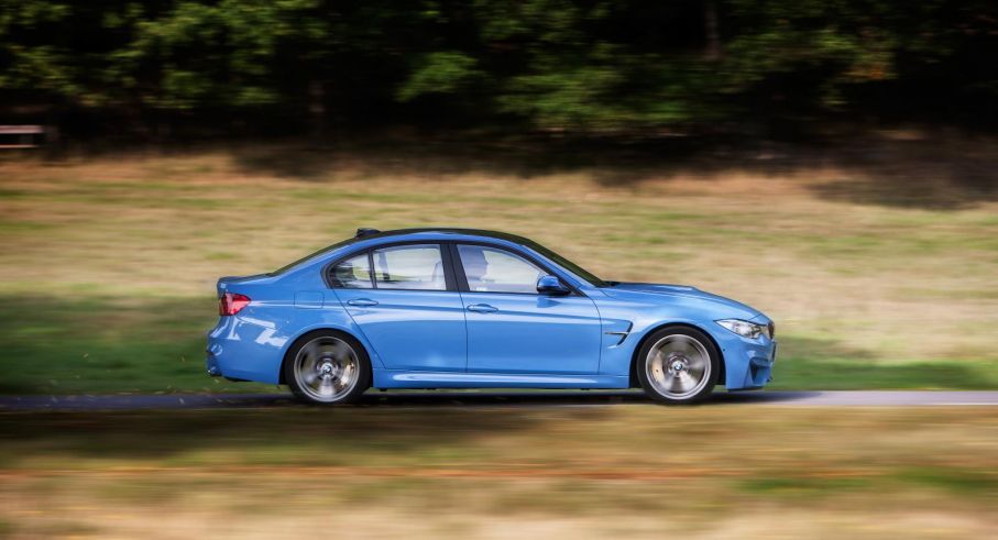 Nya BMW M3 är rysligt snabb men imponerar även till vardags.