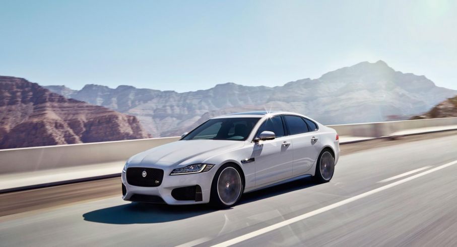 Nya Jaguar XF är lättare och snålare än sin föregångare.