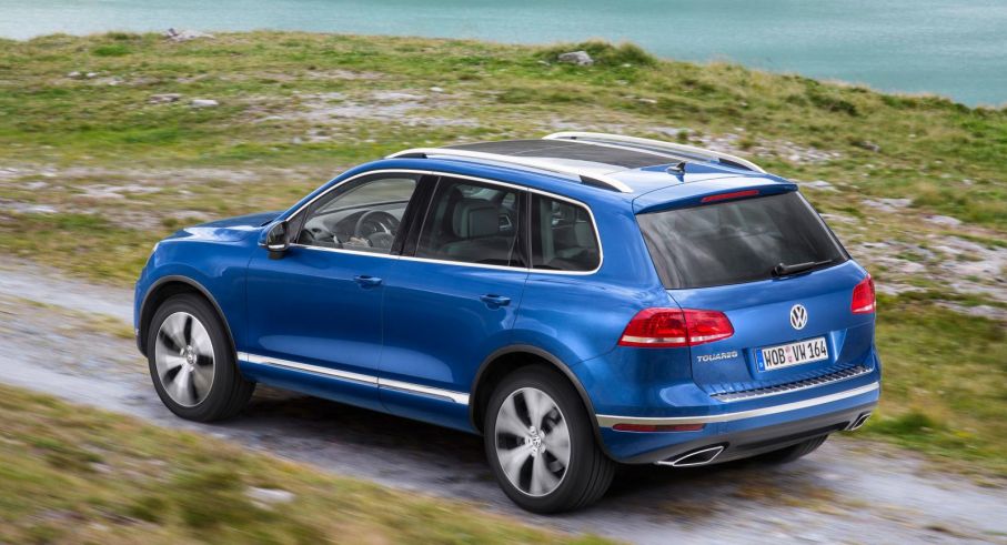 Nu blir Volkswagens storsuv billigare.
