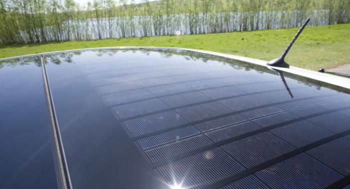 Toyota Prius var tidig med solceller.