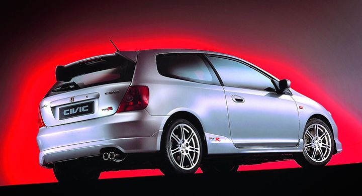 Frågeställaren funderar på att själv rostskydda sin Honda Civic Type R.