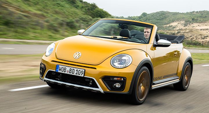 I en tid när bilar tävlar om att se så aggressiva ut som möjligt är Beetle Dune ett muntert inslag.