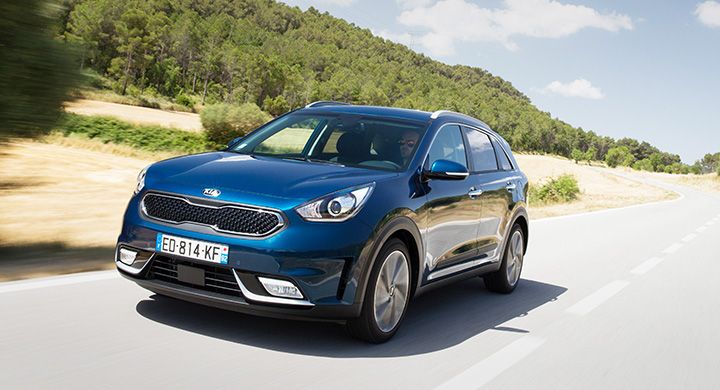 Nya modellen Kia Niro går bra försäljningsmässigt. Och nu kommer ännu ett drivline-alternativ.