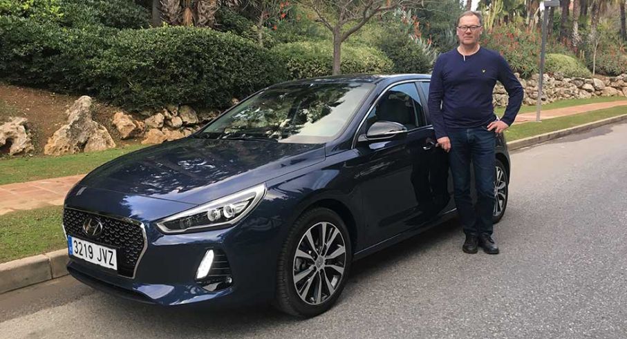 Vi Biläghares reporter Erik Rönnblom tycker att nya Hyundai i30 känns stabil reaktionssnabb.