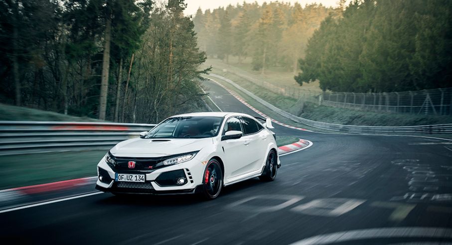 07:43:80 är nya rekordet för en framhjulsdriven bil på Nürburgring. Rekordinnehavaren heter Honda Civic Type R.