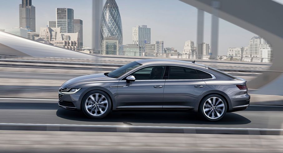 Arteon är en ny flaggskeppssedan från Volkswagen med startpris på strax under 400.000 kronor.