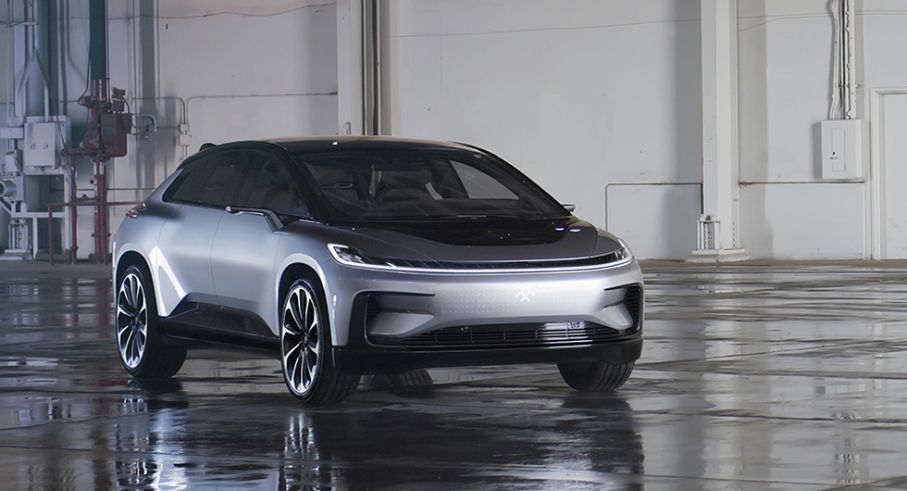 Faraday Future presenterade sin första produktionsbil i januari i år. Elbilen ska kunna producera 1050 hästkrafter och ha en räckvidd på 70 mil.