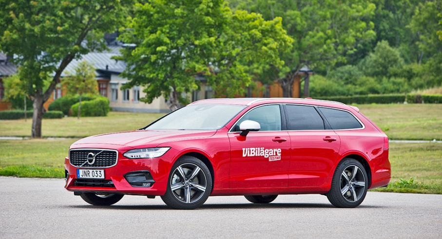 Volvo V90.