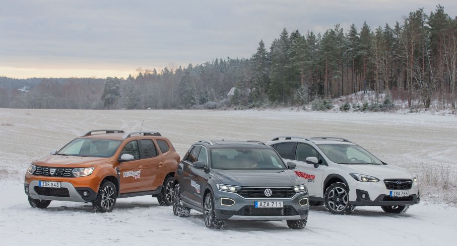 Dacia finns från 99 900 kronor, VW från 214 900 kronor och Subaru från 244 900 kronor.