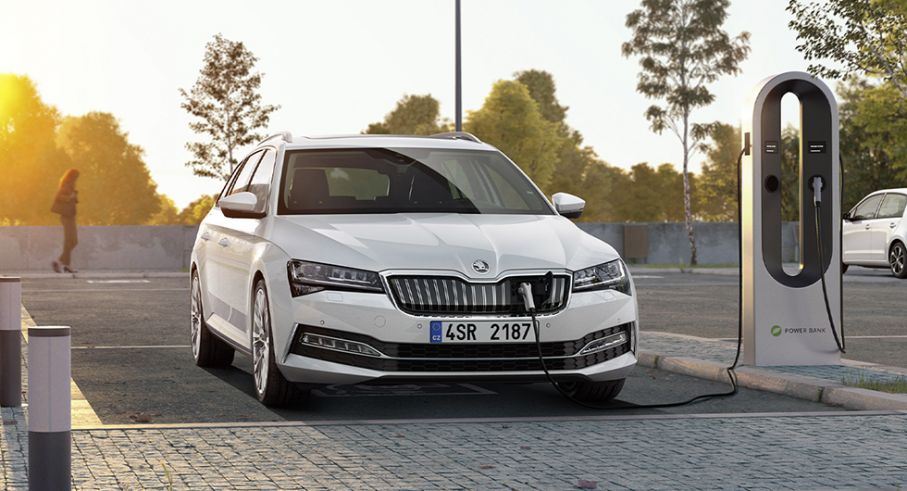 Skoda superb iv 01