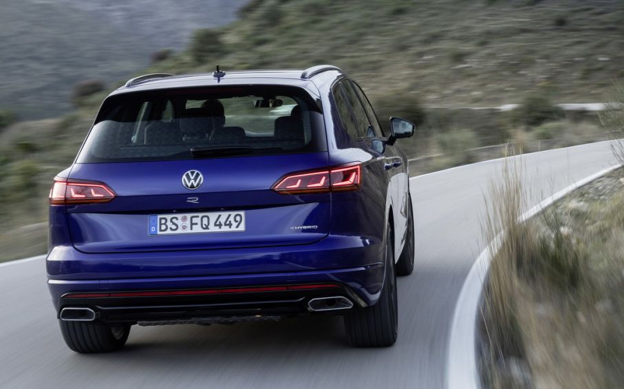 2020 vw touareg r phev 2