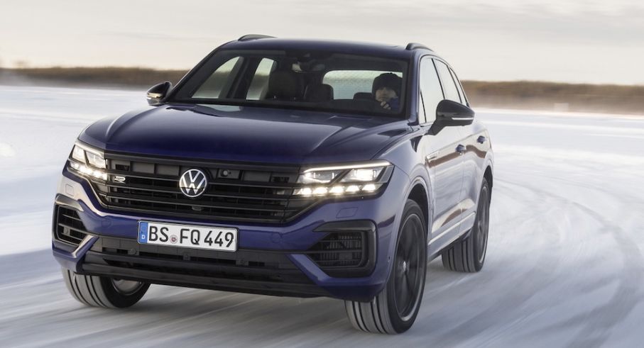2020 vw touareg r phev 73