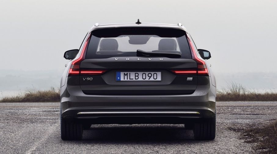 262605 the refreshed volvo v90 recharge t8 plug in hybrid in platinum grey