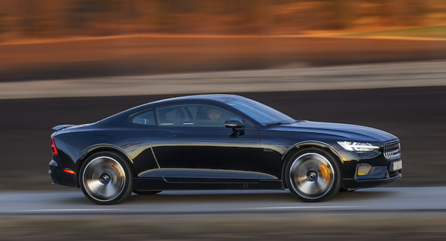 Volvos designhistoria inrymmer ett antal coupémodeller men ingen av de tidigare har väl haft lika lockande linjer som Polestar 1?
