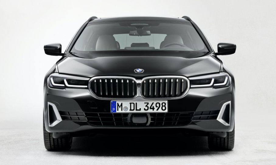 P90389102 highres the new bmw 530i tou