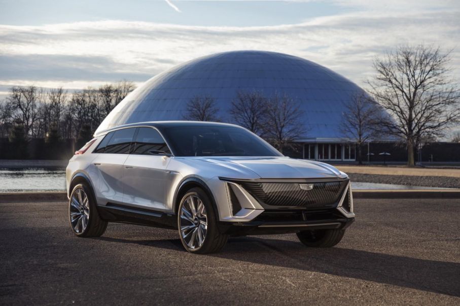 Cadillac lyriq 7
