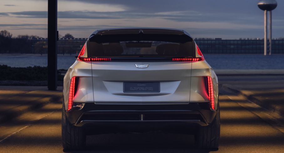Cadillac lyriq 8