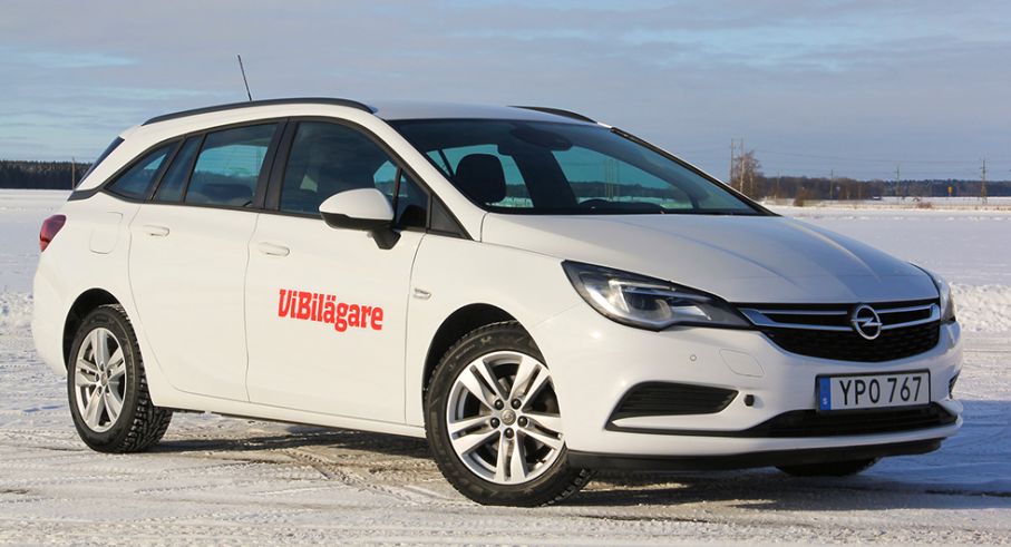 Opel Astra, här som kombi, har inte sålt lika bra som tidigare. Ändå borde den passa många svenskar.