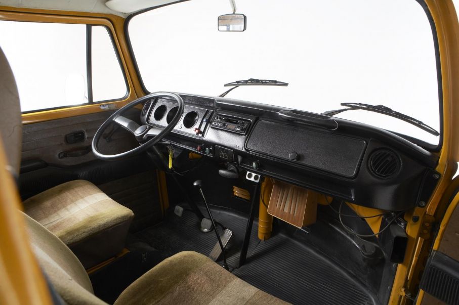Vw9 n1k8849