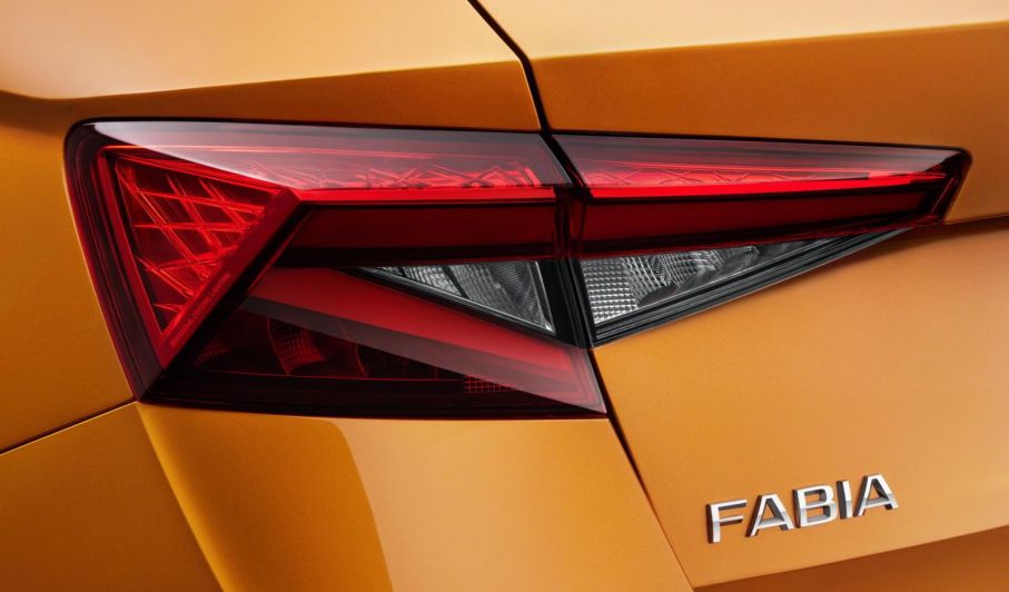 2021 skoda fabia 10
