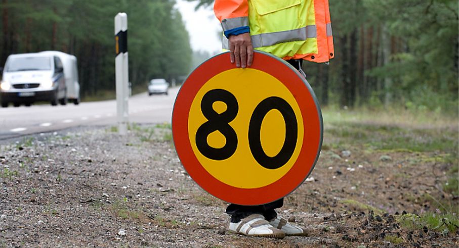 80-skyltarna blir en allt vanligare syn på svenska vägar. Foto: Ulf Palm/Trafikverket