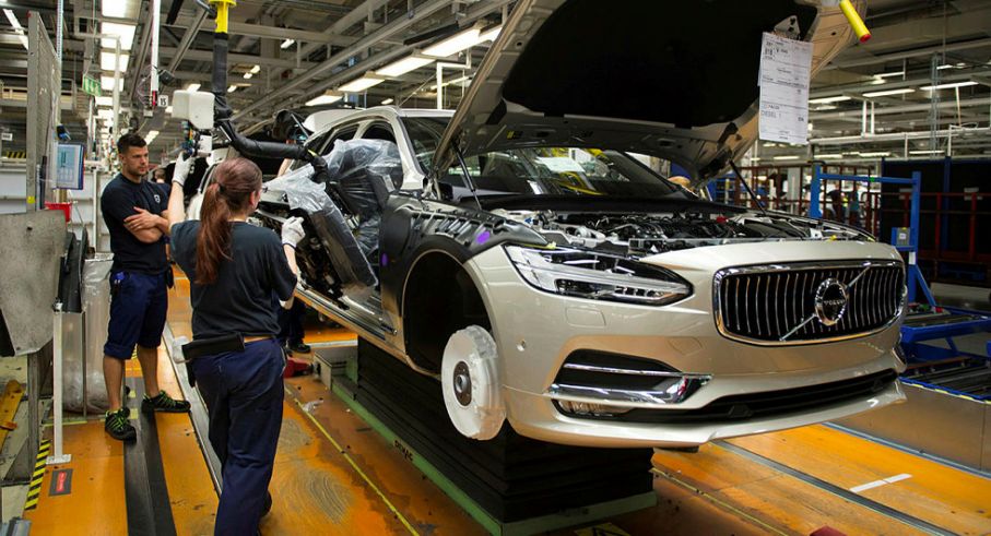 Fabriken i Torslanda producerar bilar i Volvos 60- och 90-serie.