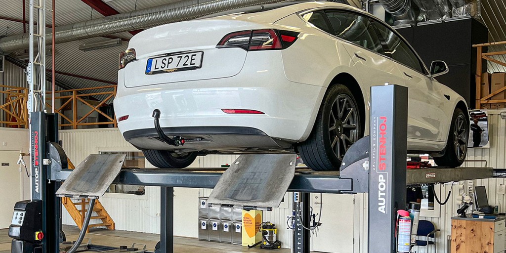 Tesla får återigen bakläxa på besiktningen
