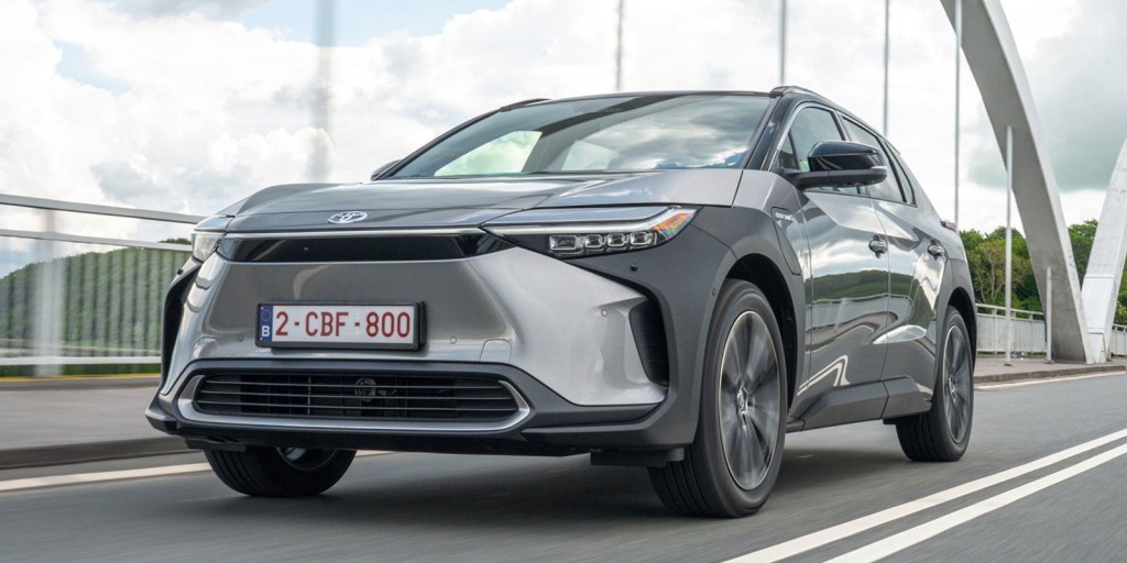 Toyotas klimatkalkyl: Elbilar inte hela svaret